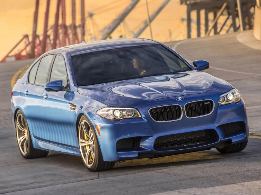  BMW M5 2013 года  (US) (фото 1 из 10)